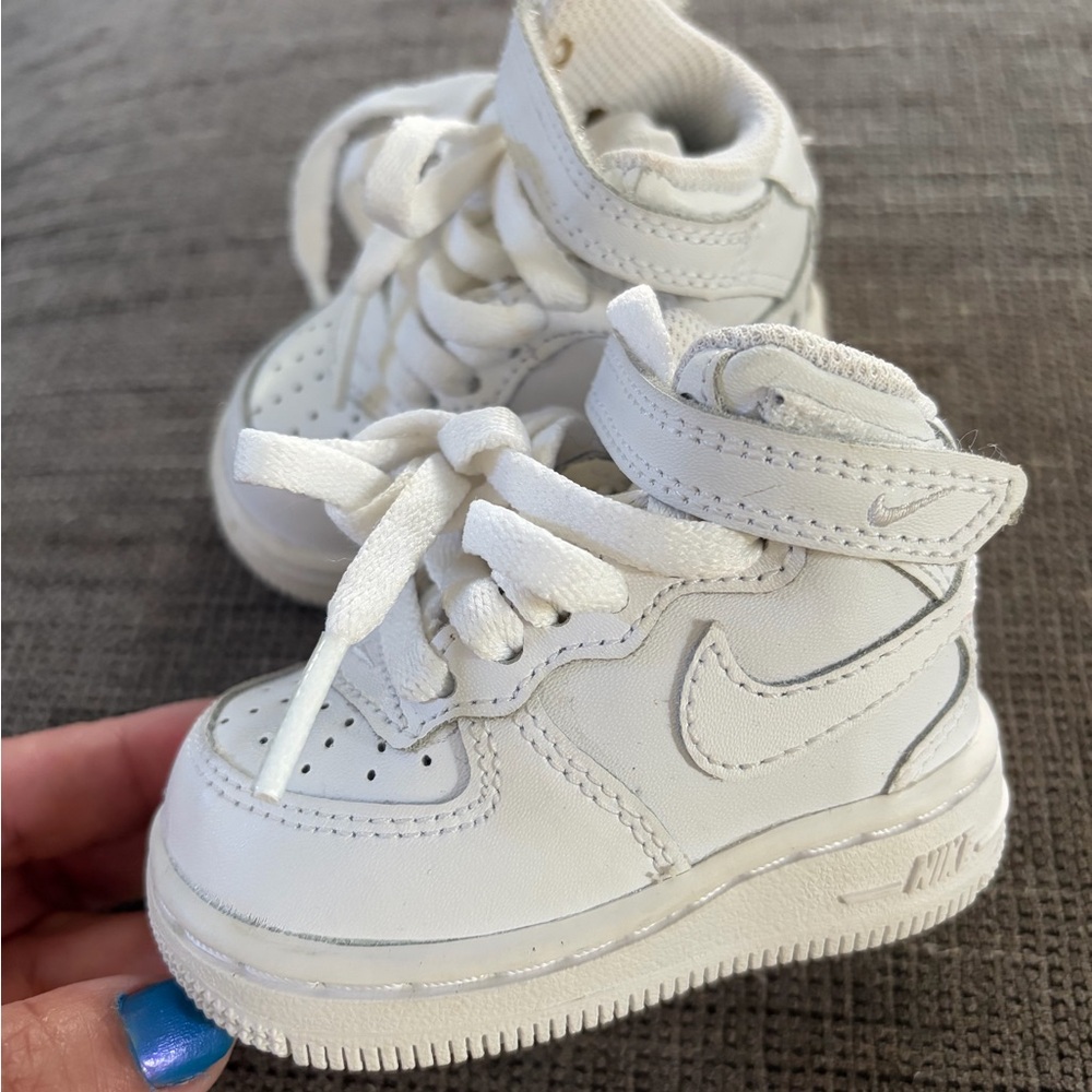 Nike Toddler Air Force 1 High Top Size 2C